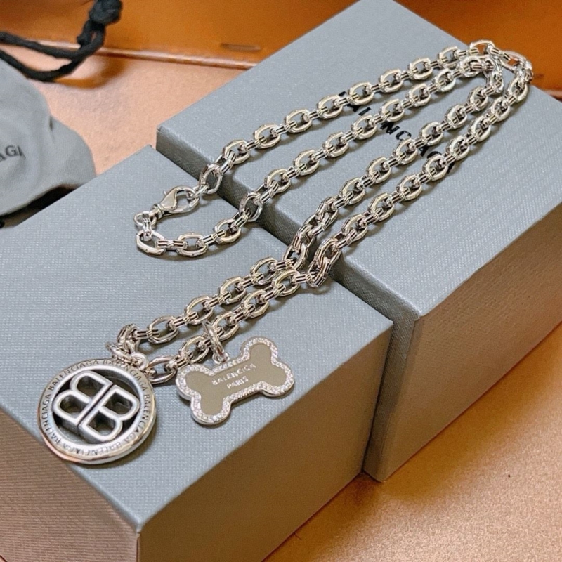 Ba1en*iaga necklaces